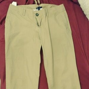 Gap khaki capri